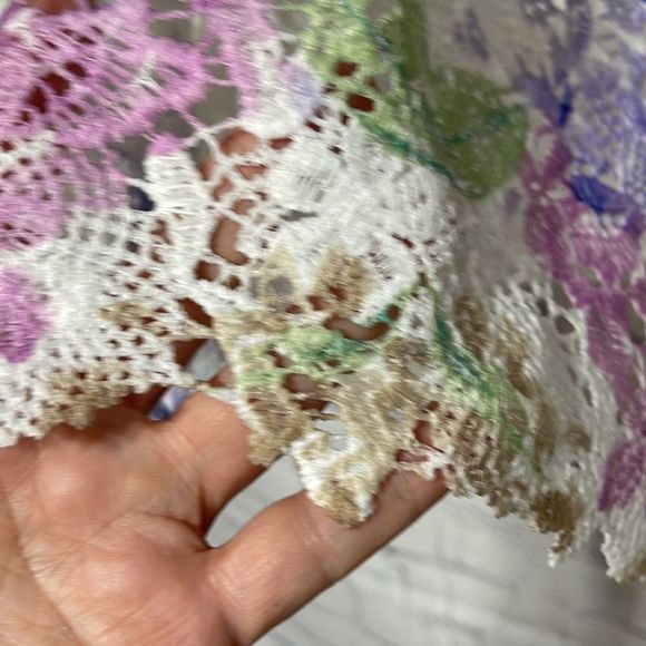 Delicate Floral Open Front Blouse W/ Attached Tank and Jeweled Necklace Ensemble - Picture 14 of 14